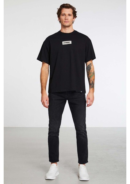 Inventıon Erkek %100 Organik Pamuklu Kalın Dokulu Baskı Detaylı Oversize Siyah T-shirt