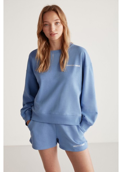 Jennıfer Kadın Organik Pamuklu Nakışlı Yuvarlak Yakalı Oversize Mavi Sweatshirt