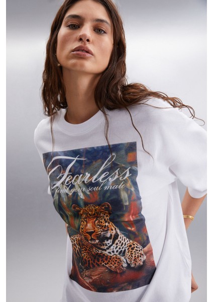 Aılıs Kadın %100 Pamuk Oversize Baskılı Beyaz T-shirt