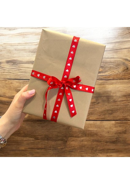 Gümüş Kalp Baskılı Kırmızı Saten Şerit Kurdele, 1.5 cm Saten Kurdele, 3 Metre modelleri