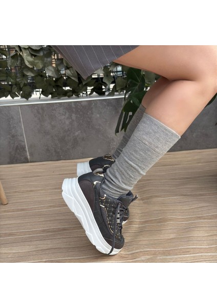 Gri Cilt Bağcıklı Spor Ayakkabı