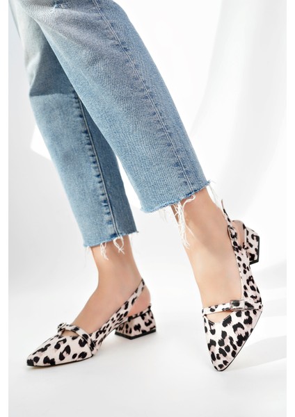 BA04566 Ten Kadın Leopar Büyük Numara 4 cm Topuklu Ayakkabı
