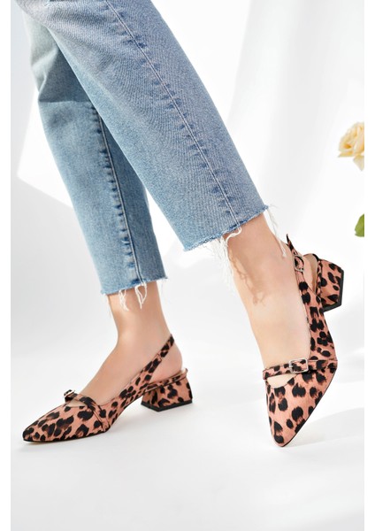 BA04566 Taba Kadın Leopar Büyük Numara 4 cm Topuklu Ayakkabı
