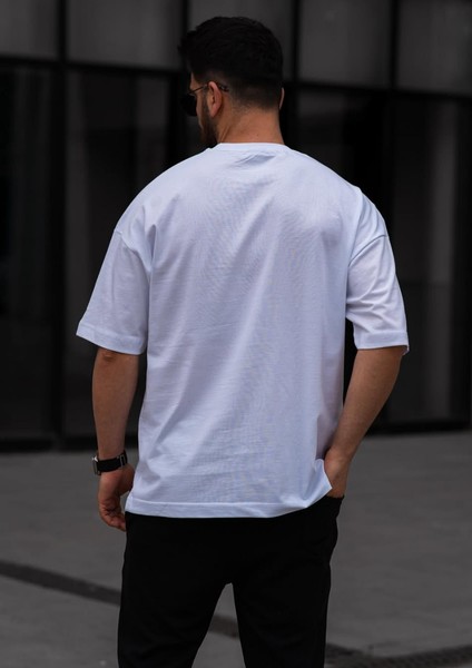 Süzene Nakışlı Unisex Bisiklet Yaka Beyaz Oversize Tişört fiyatları