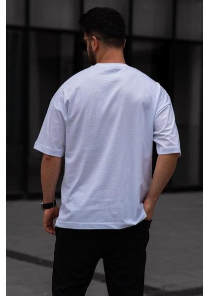 Süzene Nakışlı Unisex Bisiklet Yaka Beyaz Oversize Tişört fırsatları