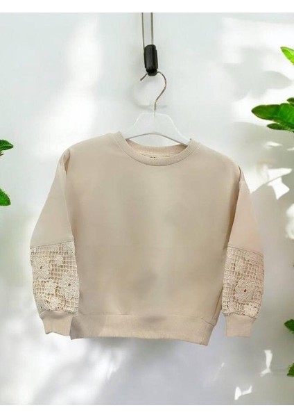 Kız Çocuk Pamuklu Iki Iplik Kolları Güpür Yuvarlak Yaka Sweatshirt
