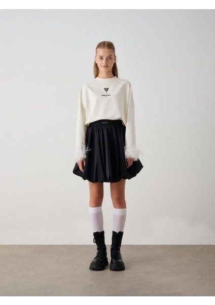 Kız Çocuk Kol Ucu Tüylü Tasarım Sweatshirt