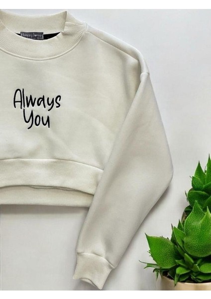 Kız Çocuk Üç Iplik Şardonlu Always Yazılı Crop Sweatshirt indirimleri