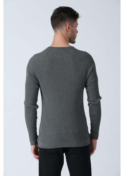 Bisiklet Yaka Kazak Siyah (E20-510701) fırsatları