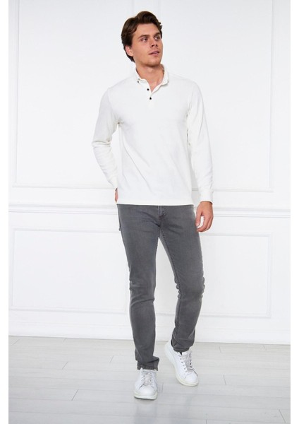 Düğmeli Gömlek Yaka Beyaz Sweatshirt