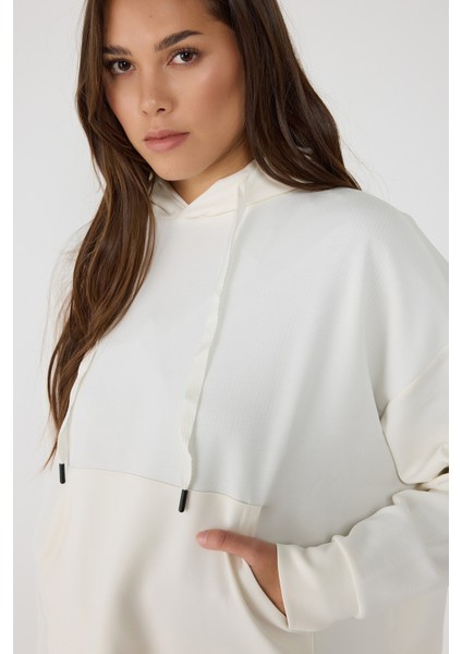 Soft Touch Kumaştan Kapüşonlu Sweatshirt