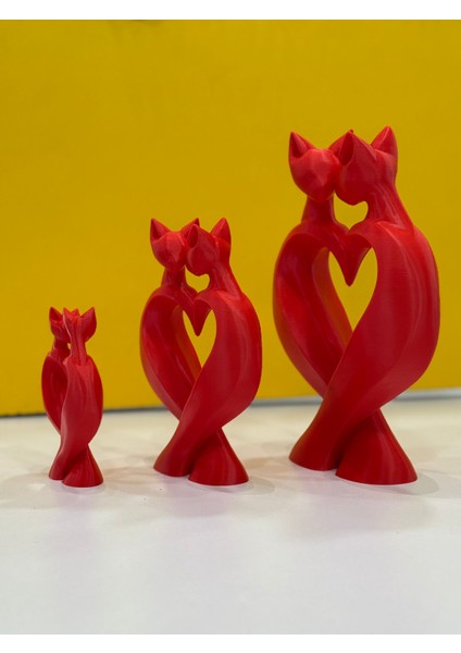 3'lü Dekoratif Kedi Başlıklı Kalp Biblo Kırmızı