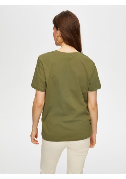 Pamuk V Yaka T-Shirt 007 fırsatları