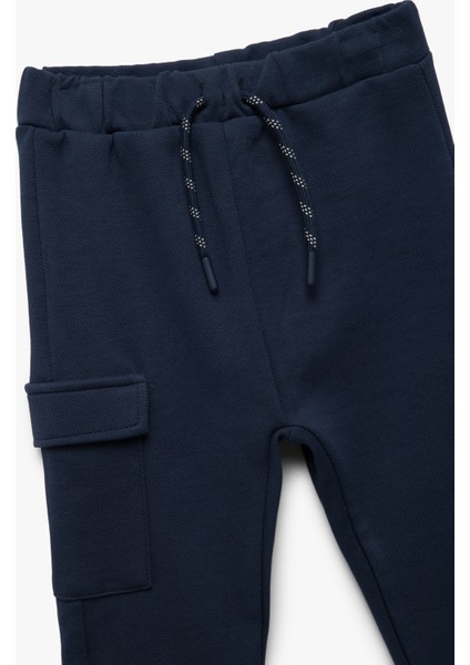 Pamuklu Cep Detaylı Beli Bağcıklı Eşofman Altı modelleri