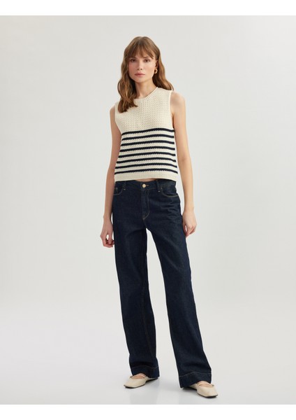 Bisiklet Yaka Kolsuz Örgü Süveter fiyatları