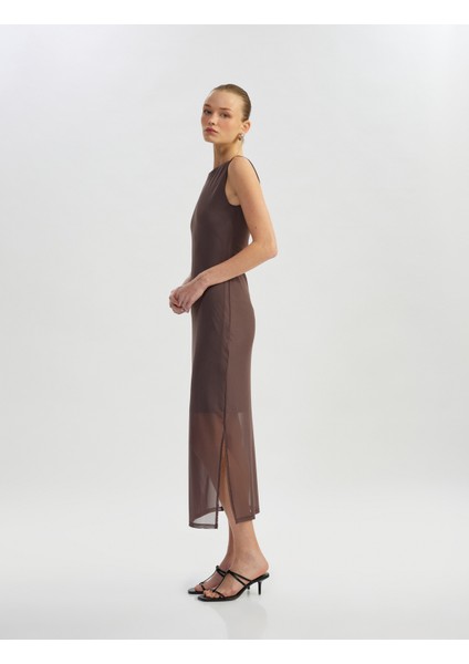 Yarım Astarlı Slim Fit Bisiklet Yaka Kolsuz Tül Midi Boy Elbise fiyatları