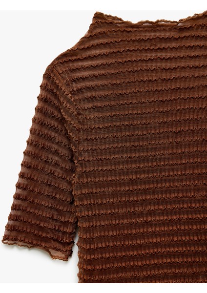 Yarı Transparan Kısa Kollu Bisiklet Yaka Dokulu Tül Tişört fırsatları