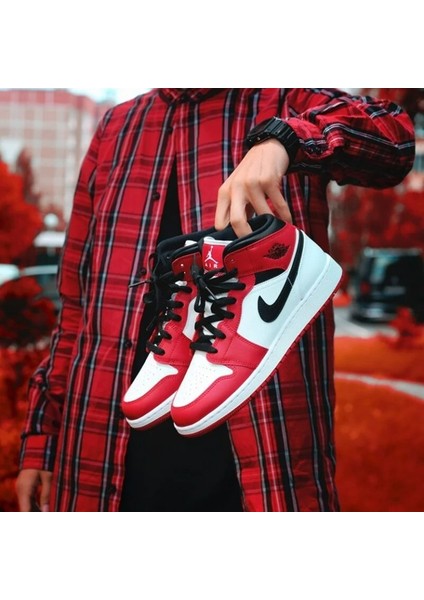 Air Jordan 1 Mid Chicago 2020-554724-173 indirimleri