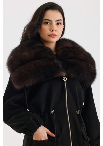 Kaşe Parka Çıkma Yakalı