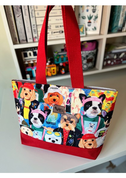 Köpek Desenli Tasarım Kol Çantası