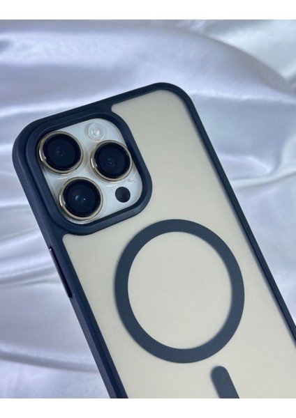 iPhone 16 Pro - Yükseltilmiş Kamera Korumalı Buzlu Sararmaz Kablosuz Magsafe Özellikli Vio Kılıf fırsatları