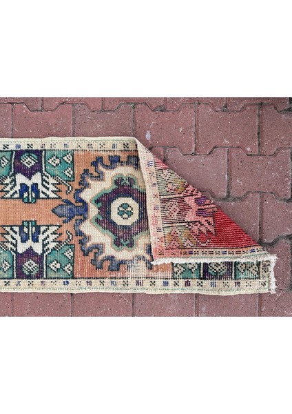 49 x 90 cm El Yapımı Küçük Vintage Kilim, Türk Yöresel Halısı, Yatak Odası & Oturma Odası Dekoru indirimleri