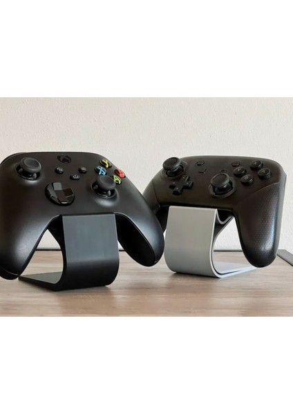 Xbox Playstation 5 Uyumlu 2 Adet Konsol Standı Siyah ve Beyaz Renk Joystick Tutucu