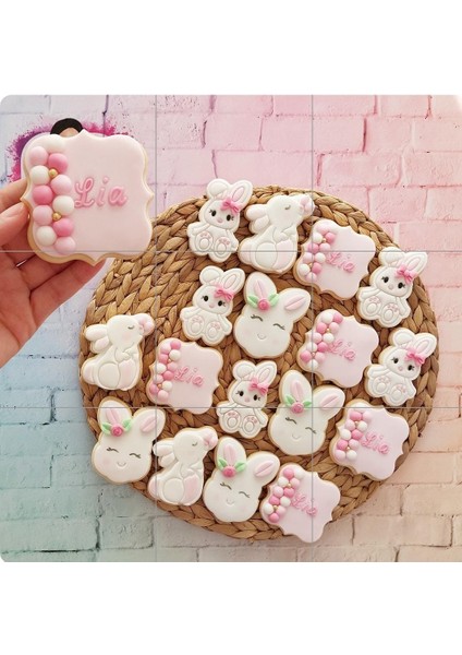 İsimli Tavşanlı Pembe Beyaz Sade ve Şık Model Butik Kurabiye - 20 Adet fiyatları