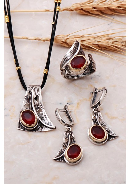 Yakut Taşlı Elişi Tasarım Gümüş Set 1989