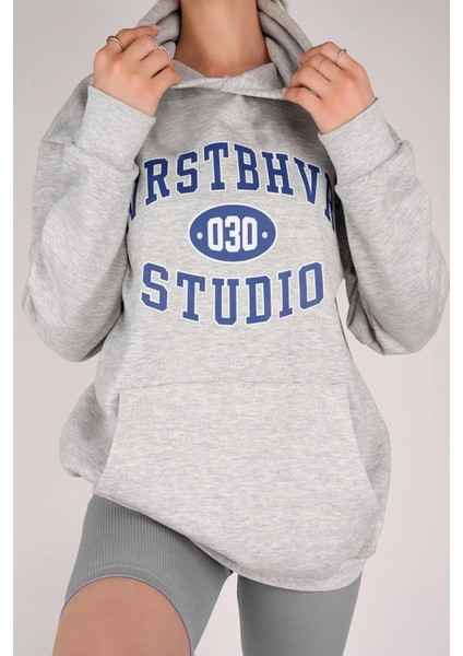 Uygun Tarz Collage Baskılı Pamuklu Oversize Sweatshirt fırsatları