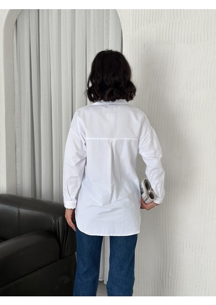 Kadın Beyaz Oversize Uzun Basic Gömlek