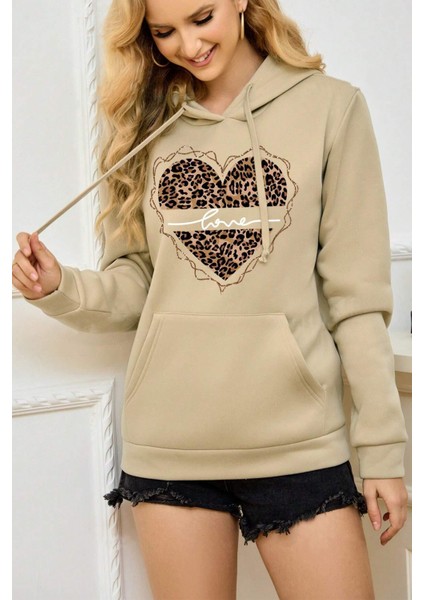 Kalp Baskılı Oversize Sweatshirt