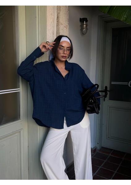 Kadın Lacivert Oversize Geniş Manşetli %100 Pamuk Gömlek 29020 fiyatları