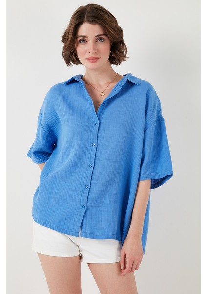 Pamuklu Regular Fit Yırtmaçlı Kısa Kollu Gömlek Kadın Gömlek CF25S166965 fırsatları
