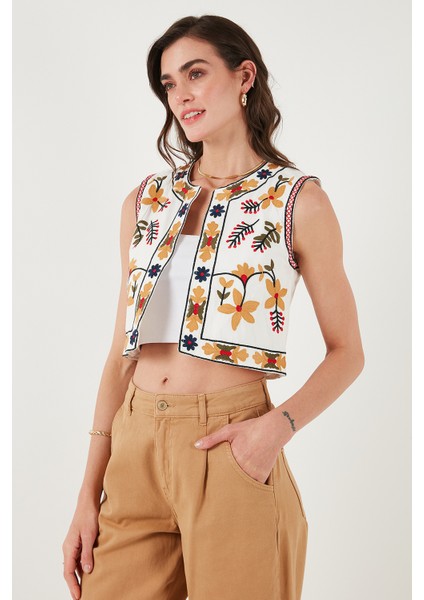 Pamuklu Regular Fit Çiçekli Nakış Işlemeli Crop Yelek Bayan Yelek 676237 modelleri