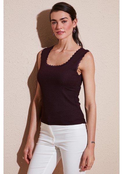 Slim Fit Kalın Askılı Dantelli Kare Yaka Bürümcük Atlet Bayan Atlet 5864979
