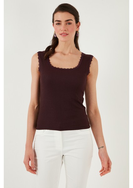 Slim Fit Kalın Askılı Dantelli Kare Yaka Bürümcük Atlet Bayan Atlet 5864979