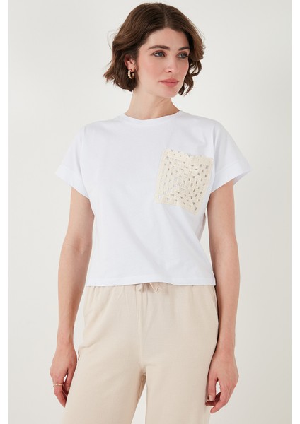 Pamuklu Tek Cepli Regular Fit Bisiklet Yaka T Shirt Bayan T Shirt 5865818 indirimleri