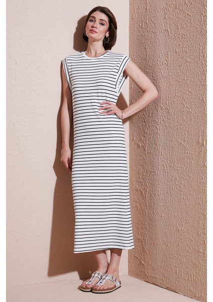 Çizgili Regular Fit Kolsuz Bisiklet Yaka Midi Boy Elbise Bayan Elbise 5866107