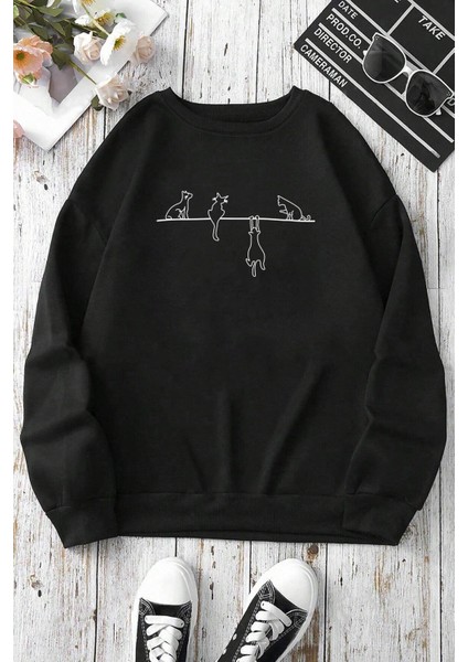 Uygun Tarz Yaramaz Kedi Baskılı Oversize Sweatshirt modelleri