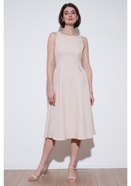 Bisiklet Yaka Regular Fit Cepli Pileli Midi Elbise Bayan Elbise 6051963