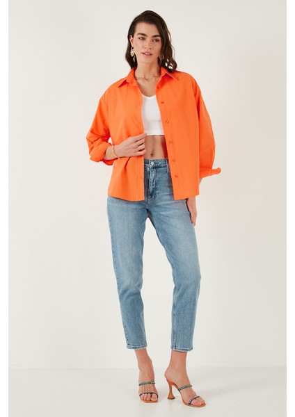 Pamuklu Regular Fit Önü Kısa Arkası Uzun Oval Kesim Gömlek Kadın Gömlek CF25S163867