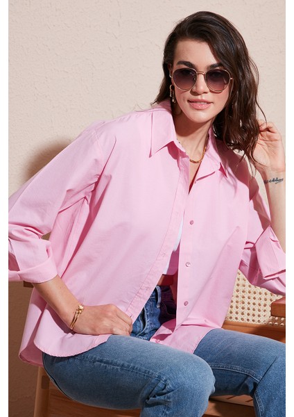 Pamuklu Regular Fit Önü Kısa Arkası Uzun Oval Kesim Gömlek Kadın Gömlek CF25S163867