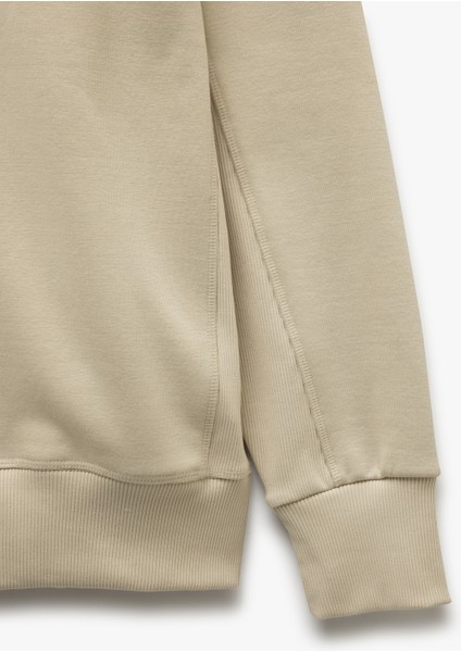 Bisiklet Yaka Dikiş Detaylı Şardonlu Pamuk Karışımlı Basic Sweatshirt fırsatları