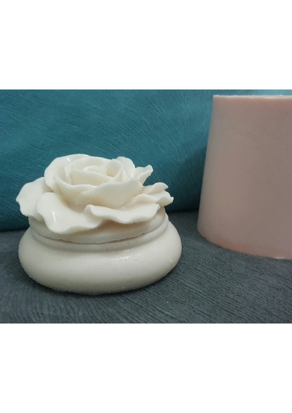 Gül Kabarmalı Kutu Silikon Kalıp K-153