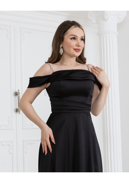 Taş Detaylı Yırtmaçlı Astarlı Saten Abiye Elbise