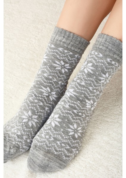 Gri Winter Themed Soft Uzun Soket Çorap