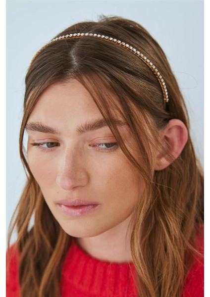 Parlak Sıralı Taşlı Altın Rengi Metal Kadın Taç