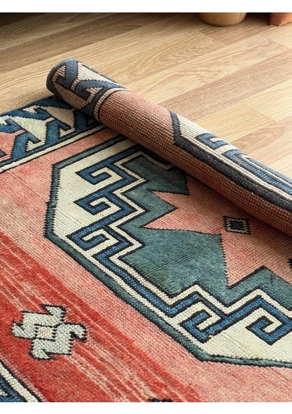 Türk Küçük Halı, 105 x 110 cm Geometrik Desenli Türk Kilimi, El Dokuma Antika Halı, Ender Desenli Kilim indirimleri