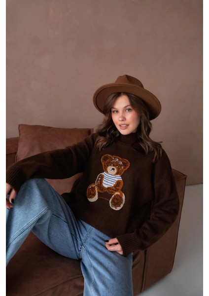 Kadın Bisiklet Yaka Nakış Detaylı Salaş Triko Kazak modelleri